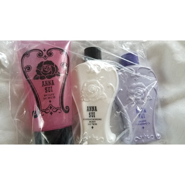 ANNA SUI(アナスイ)の【新品】アナスイ ANNA SUI ボディーケア コスメ/美容のボディケア(ボディローション/ミルク)の商品写真