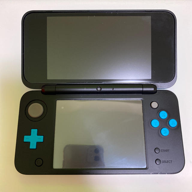 Newニンテンドー2DS LL ペンが欠品　専用カバー付属携帯用ゲーム機本体