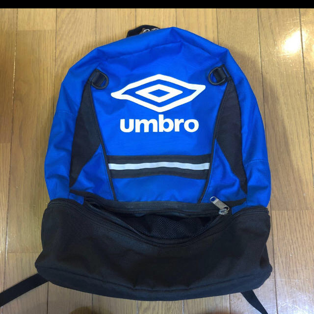 UMBRO(アンブロ)のumbroサッカーリュック キッズ/ベビー/マタニティのこども用バッグ(リュックサック)の商品写真