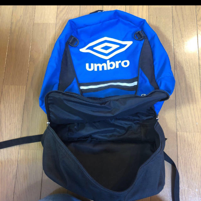 UMBRO(アンブロ)のumbroサッカーリュック キッズ/ベビー/マタニティのこども用バッグ(リュックサック)の商品写真