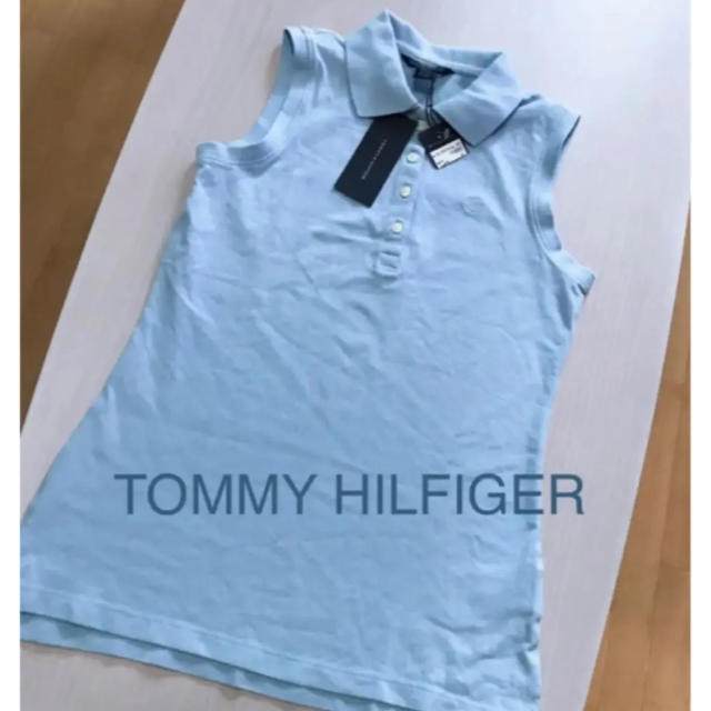 TOMMY HILFIGER(トミーヒルフィガー)のTOMMY HILFIGER❤︎薄ブルーノースリーブポロ 新品 レディースのトップス(ポロシャツ)の商品写真