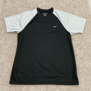 ナイキ(NIKE)のNIKE ナイキ 半袖Tシャツ　DRI-FIT ブラック x グレー L サイズ(ウェア)