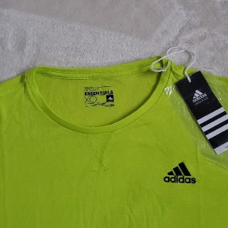 アディダス(adidas)の大幅値下げ❗【新品❗】(adidas)アディダス Tシャツ(Tシャツ/カットソー(半袖/袖なし))