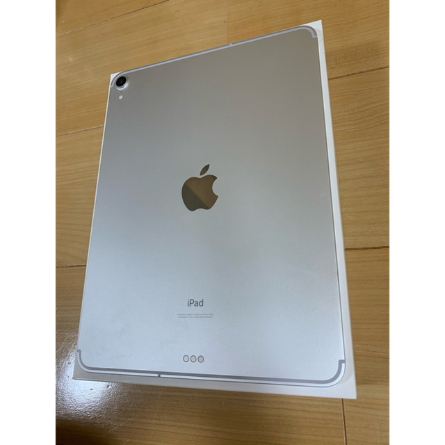 iPad(アイパッド)の【美品】iPad Pro 11インチ 64GB cellular docomo スマホ/家電/カメラのPC/タブレット(タブレット)の商品写真