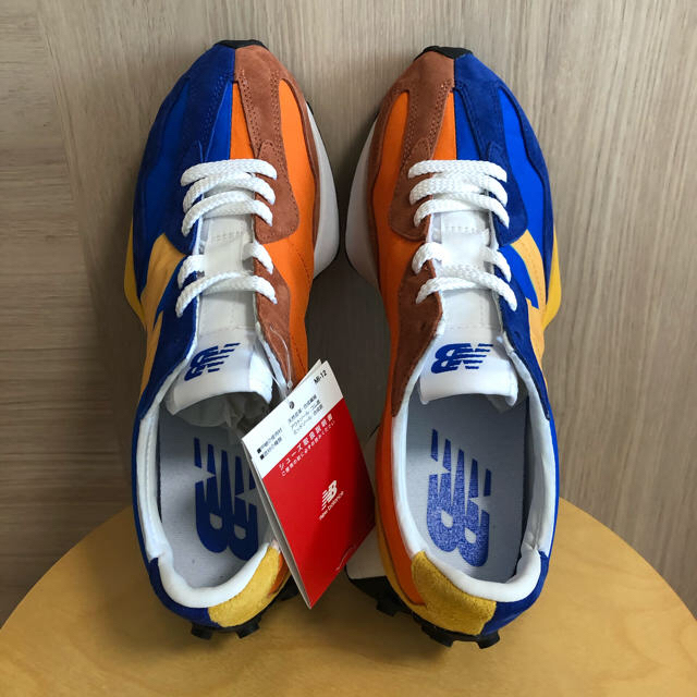 New Balance(ニューバランス)の【新品・未使用】New Balance MS327LAA 27.0cm メンズの靴/シューズ(スニーカー)の商品写真