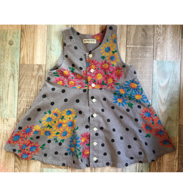 hakka kids(ハッカキッズ)のHAKKAKIDS  フレア　お花柄　ワンピース キッズ/ベビー/マタニティのキッズ服女の子用(90cm~)(ワンピース)の商品写真