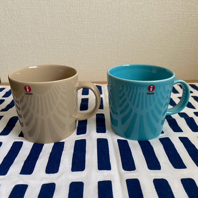 iittala(イッタラ)の■未使用■イッタラ　ティーマ　マグカップセット　サンド　ターコイズ（廃盤色） インテリア/住まい/日用品のキッチン/食器(グラス/カップ)の商品写真