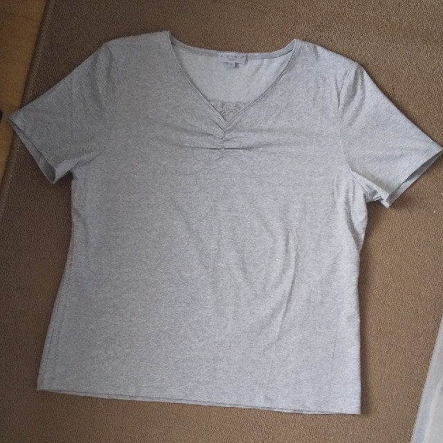 しまむら(シマムラ)のしまむら Tシャツ 3L レディースのトップス(Tシャツ(半袖/袖なし))の商品写真