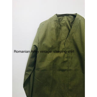コモリ(COMOLI)のルーマニア軍vintageスリーピングシャツdeadstockマルジェラ(シャツ)