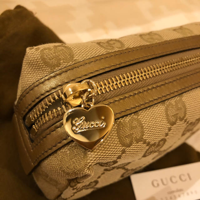 Gucci(グッチ)の新品未使用☆GUCCI グッチ ポーチ☺︎！！ レディースのファッション小物(ポーチ)の商品写真