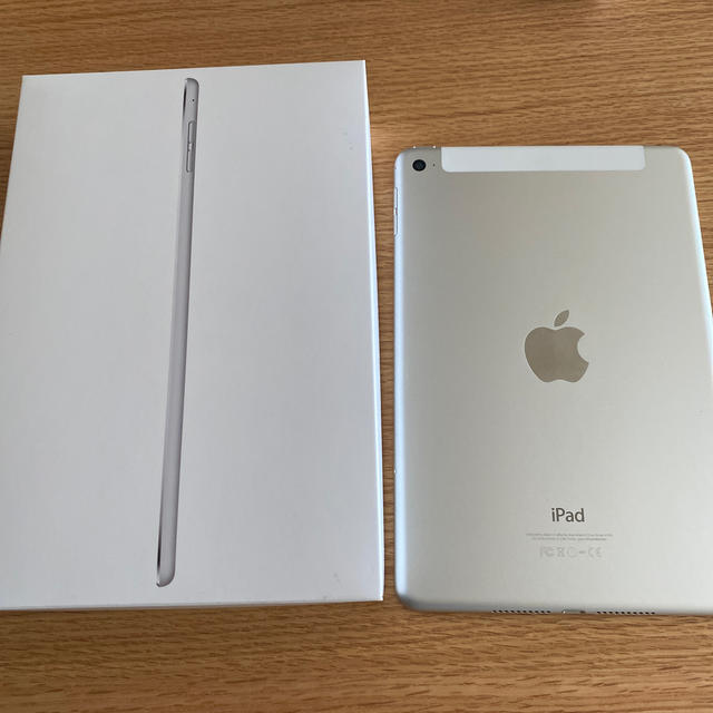 iPad mini4 16GB シルバー docomo SIMロック解除済-