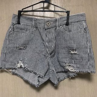 レトロガール(RETRO GIRL)のショートパンツ　ストライプ　ダメージ加工(ショートパンツ)