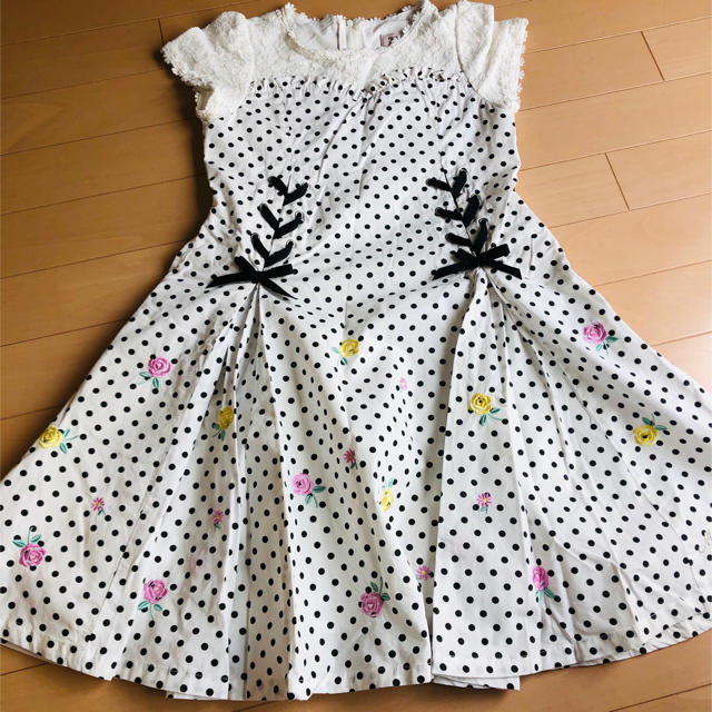 mezzo piano junior(メゾピアノジュニア)のmezzo piano junior ワンピース キッズ/ベビー/マタニティのキッズ服女の子用(90cm~)(ワンピース)の商品写真