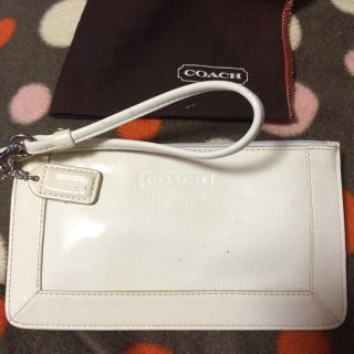 コーチ(COACH)のCOACH☆エナメル白ポーチ(ポーチ)