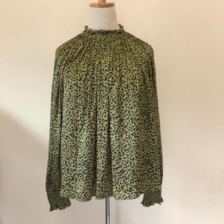 エイチアンドエム(H&M)の【H&M】レディース ブラウス シャツ 長袖シャツ ヒョウ柄 美品(シャツ/ブラウス(長袖/七分))