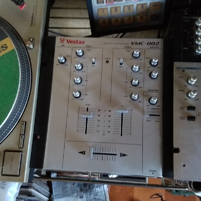 ベスタックス　vmc-002 DJミキサー 楽器のDJ機器(DJミキサー)の商品写真