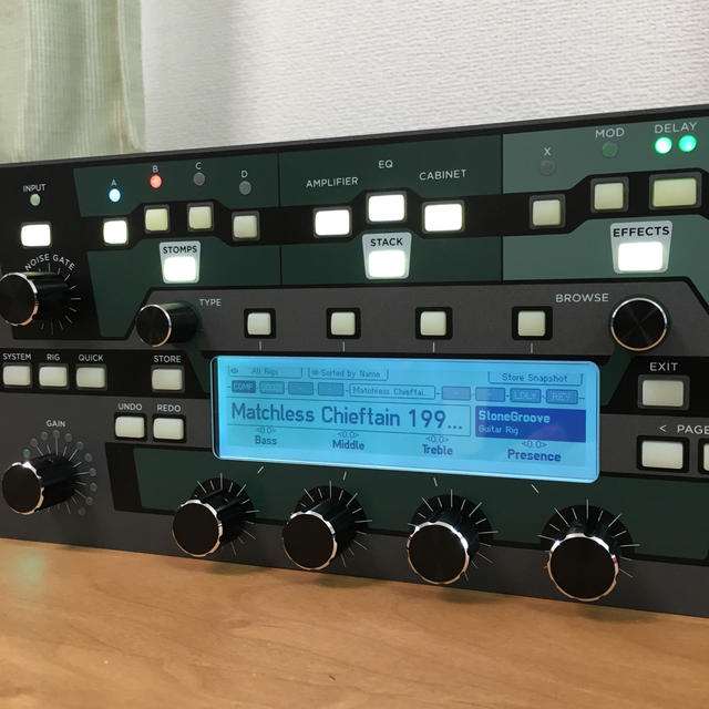 kemper ラック（アンプ付き）本体、フットコントローラー、HATAノブ 楽器のギター(ギターアンプ)の商品写真