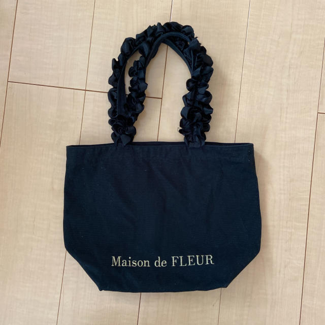 Maison de FLEUR(メゾンドフルール)のメゾンドフルール トートバッグ　ブラック レディースのバッグ(トートバッグ)の商品写真