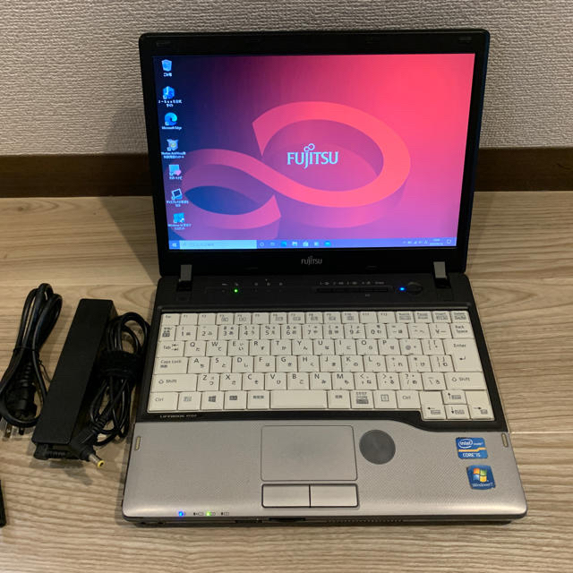 Fujitsu LIFEBOOK P772/F i5第3世代メモリー4GB