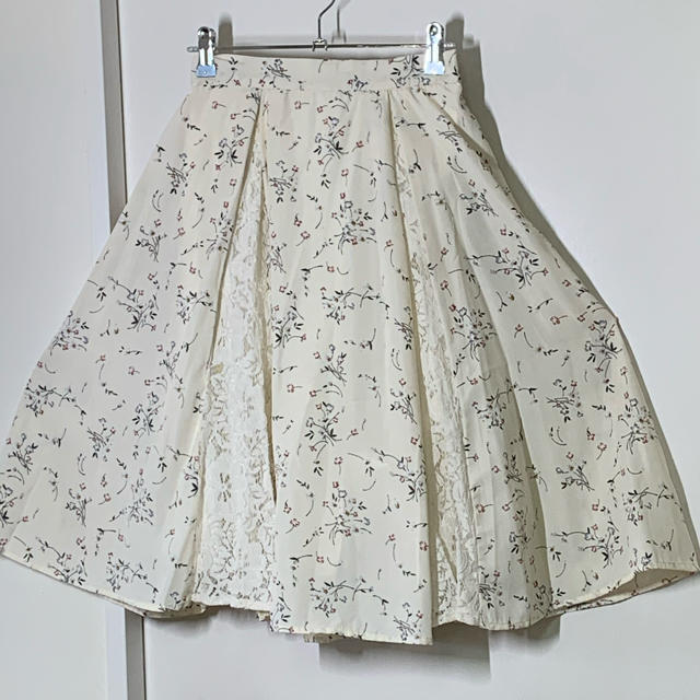 tocco(トッコ)のtocco スカート レディースのスカート(ひざ丈スカート)の商品写真