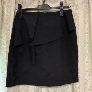 ローズバッド(ROSE BUD)のROSEBUD フリル台形スカート 美品(ミニスカート)