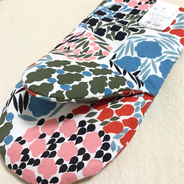 marimekko(マリメッコ)のマリメッコ marimekko ミトン  鍋つかみ VASKYNA 新品 インテリア/住まい/日用品のキッチン/食器(収納/キッチン雑貨)の商品写真