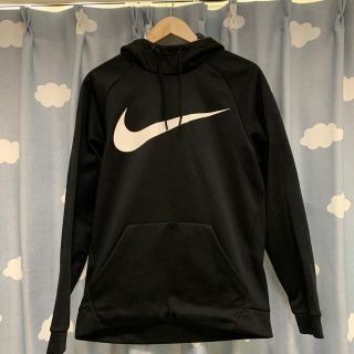 ナイキ(NIKE)のNIKE パーカー(パーカー)