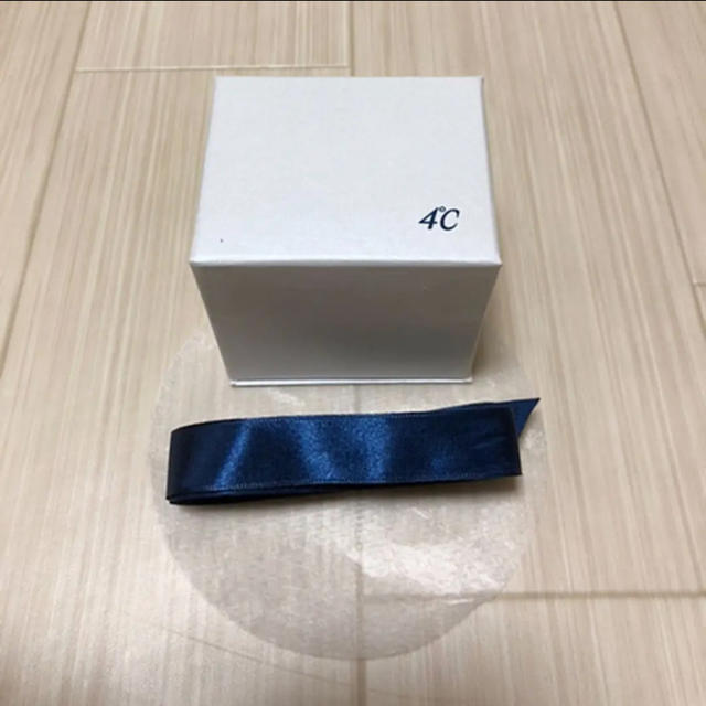 4℃(ヨンドシー)の4℃ ヨンドシー　空箱　ショップ袋 レディースのバッグ(ショップ袋)の商品写真