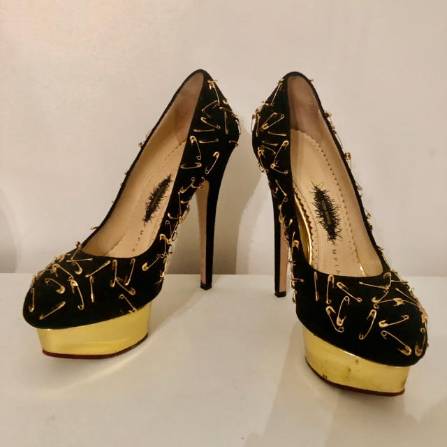 Charlotte Olympia × Tom Binns パンプス 37 新品同様 8060円 www.gold