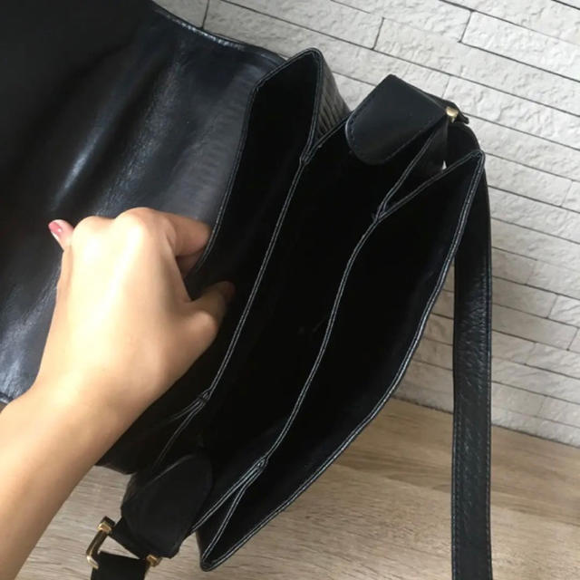 LANVIN(ランバン)の※大幅値下げ!!ランバン♡レザー ブラック 黒 ショルダーバッグ ゴールド レディースのバッグ(ショルダーバッグ)の商品写真