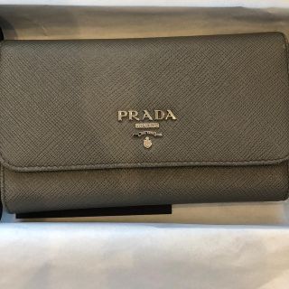 プラダ(PRADA)のPRADA 折りたたみ財布(財布)