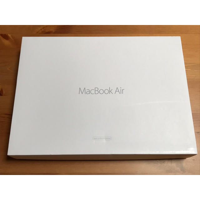 MacBook Air 13インチ Early 2015