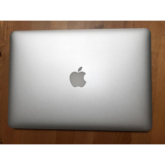 MacBook Air 13インチ Early 2015