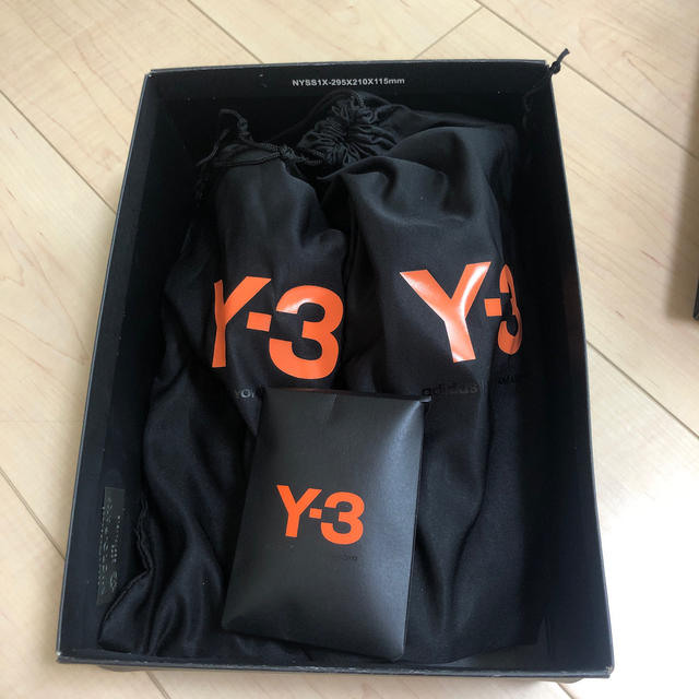 Y-3(ワイスリー)のYｰ3スニーカー メンズの靴/シューズ(スニーカー)の商品写真