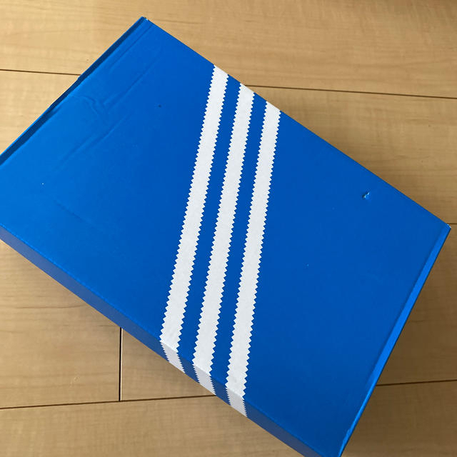 adidas(アディダス)のadidas／vans スニーカー空箱のみ レディースの靴/シューズ(スニーカー)の商品写真