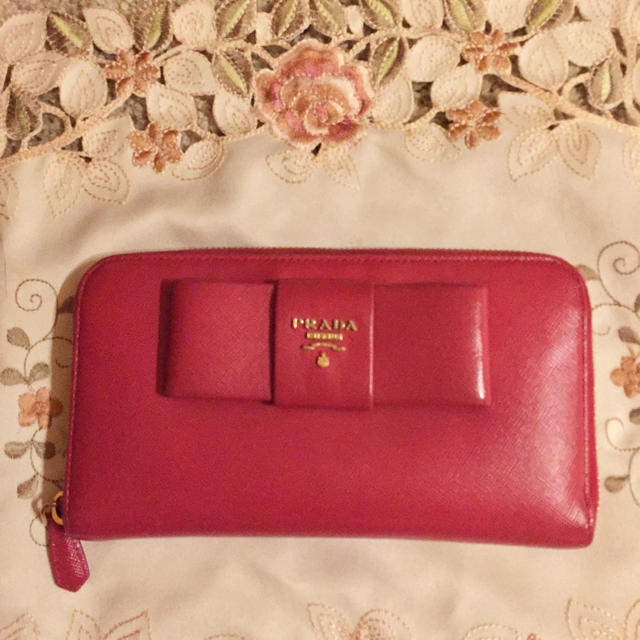 PRADA  ラウンドファスナー  長財布