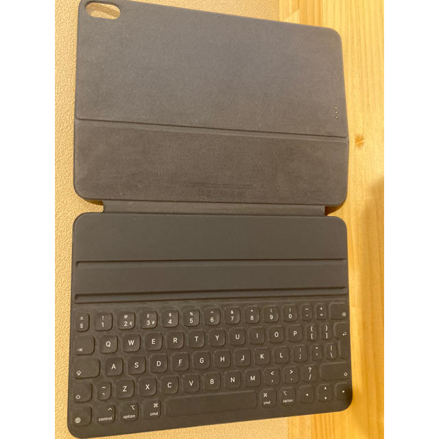 Apple(アップル)のApple Smart Keyboard Folio 11インチ スマホ/家電/カメラのPC/タブレット(PC周辺機器)の商品写真