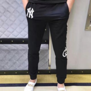 Gucci - GUCCI グッチ MBL NYヤンキース スウェットパンツ ジャージ