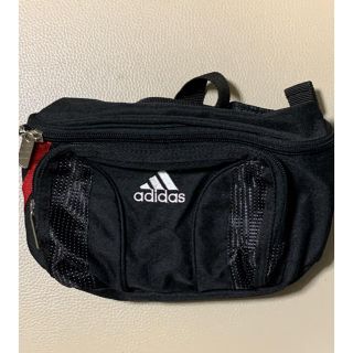 アディダス(adidas)のadidasウエストポーチ(ウエストポーチ)