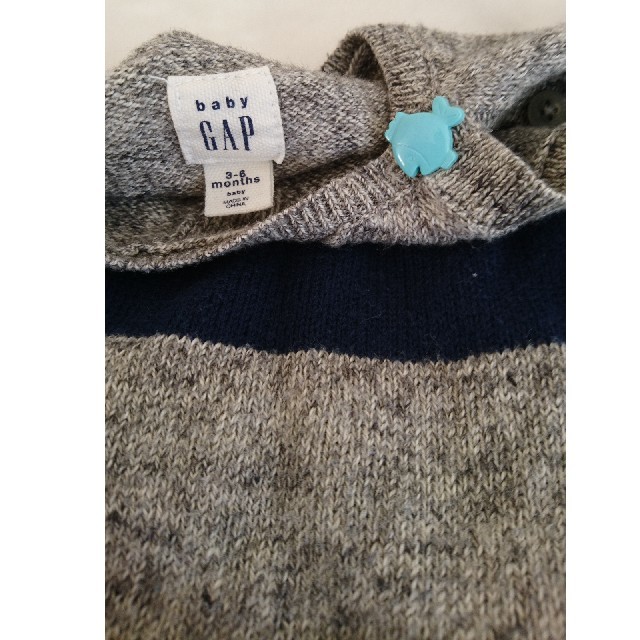 babyGAP(ベビーギャップ)のbabyGAP☆薄手サマーセーター風ロンパース【難あり】 キッズ/ベビー/マタニティのベビー服(~85cm)(ロンパース)の商品写真