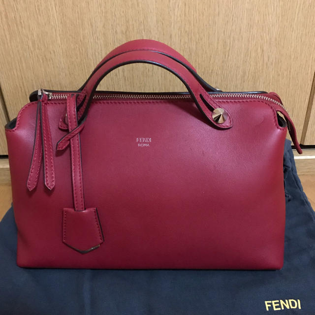 FENDI(フェンディ)のFENDI フェンディ バイザウェイ バッグ レッド 美品 レディースのバッグ(ハンドバッグ)の商品写真