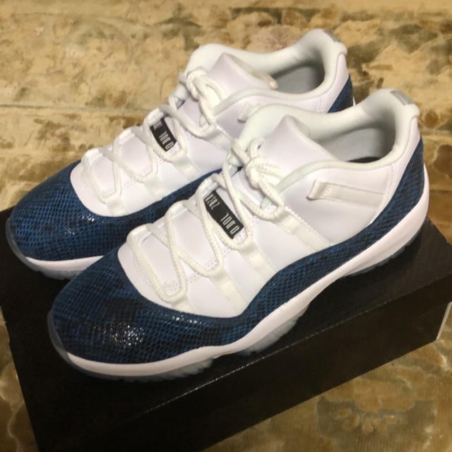 新品Air Jordan 11 Low Snake Navy (2019)スニーカー