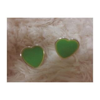 メリージェニー(merry jenny)のgreen heart pierce(ピアス)