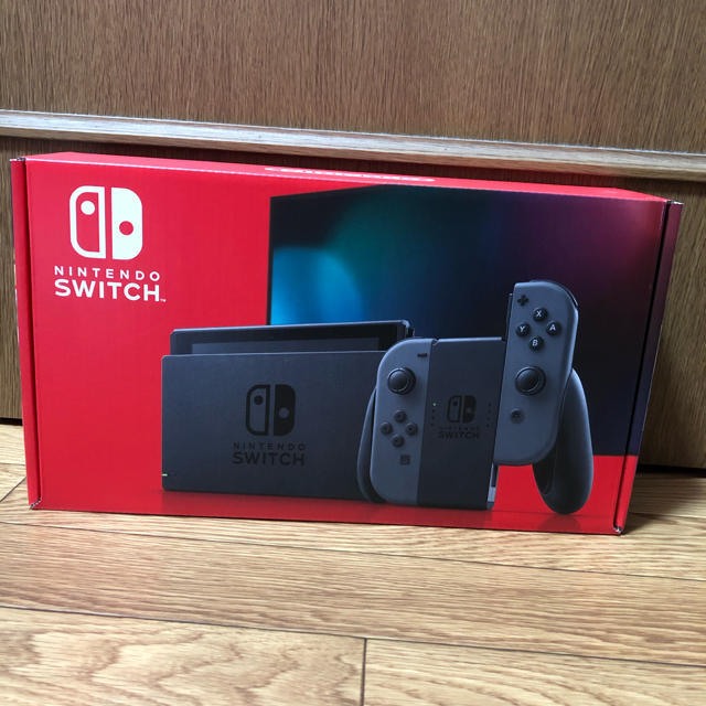 Nintendo Switch(ニンテンドースイッチ)の早い者勝ち！新品＊未開封　Nintendo Switch スイッチ　グレー エンタメ/ホビーのゲームソフト/ゲーム機本体(家庭用ゲーム機本体)の商品写真