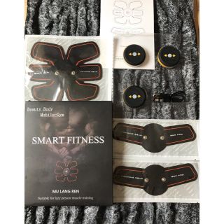 EMS腹筋ベルト Smart Fitness 【MU LANG REN 】(トレーニング用品)