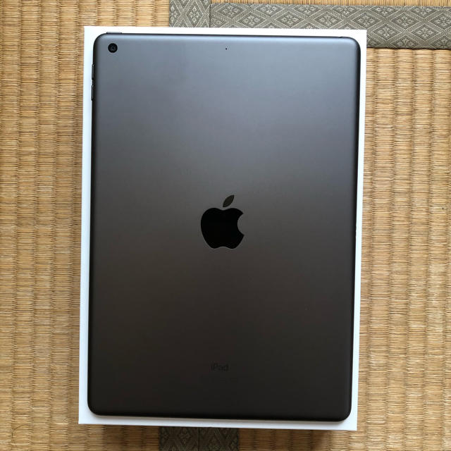 iPad(アイパッド)のおなかくるしい様専用 スマホ/家電/カメラのPC/タブレット(タブレット)の商品写真