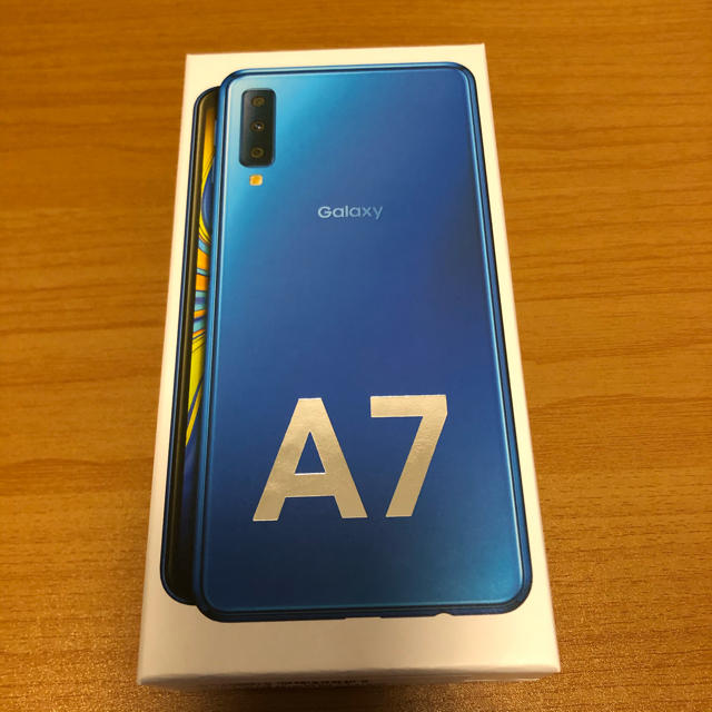 Galaxy A7 ブルー64 GB SIMフリー