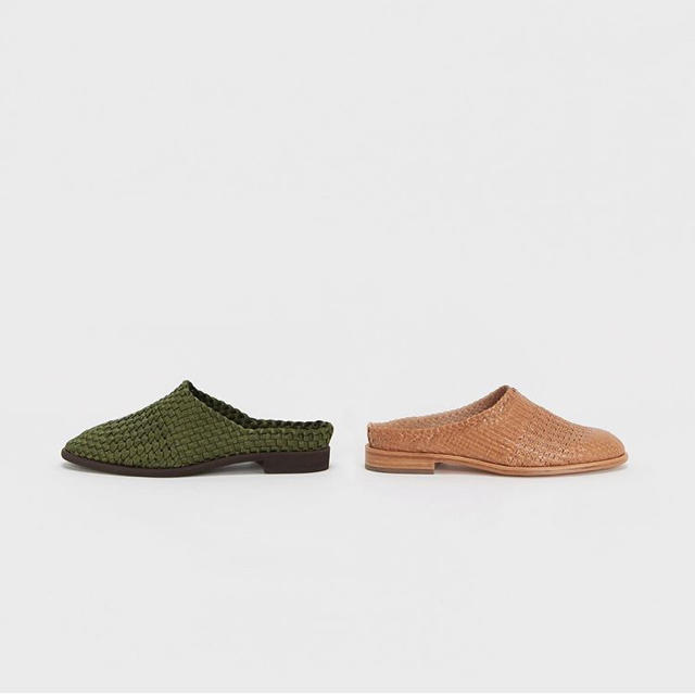 Hender Scheme(エンダースキーマ)のHender scheme mule ミュール　19ss natural メンズの靴/シューズ(サンダル)の商品写真