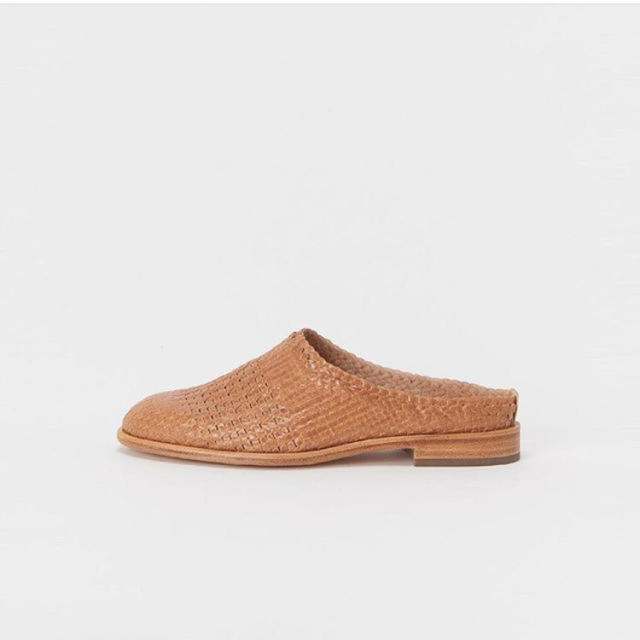 Hender Scheme(エンダースキーマ)のHender scheme mule ミュール　19ss natural メンズの靴/シューズ(サンダル)の商品写真