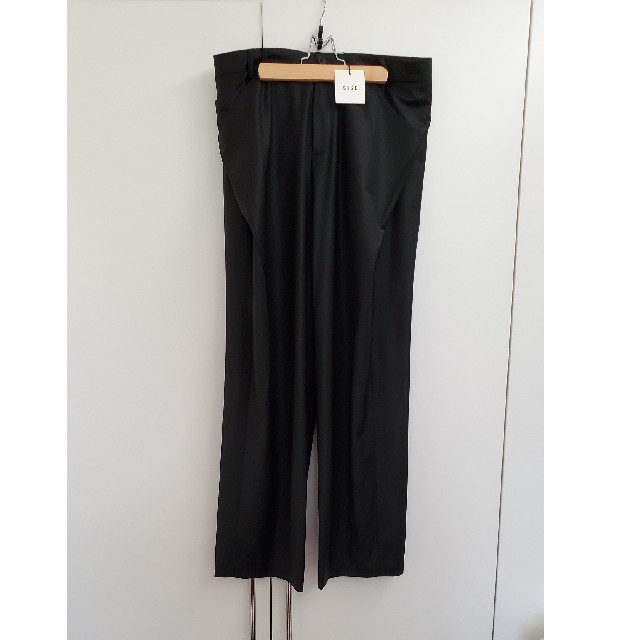 Sise(シセ)のsise 19AW WIDE TUCK TAPERED PANTS メンズのパンツ(スラックス)の商品写真